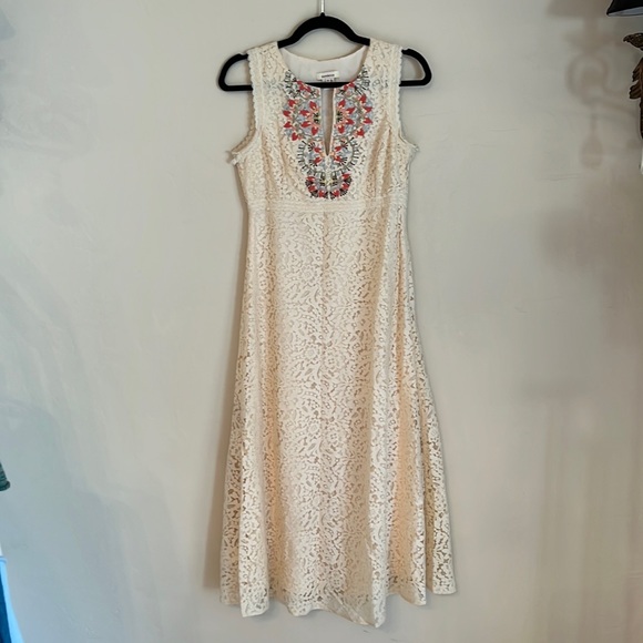 Sundance Lace Embroidered Midi/Maxi Dress - Picture 3 of 8